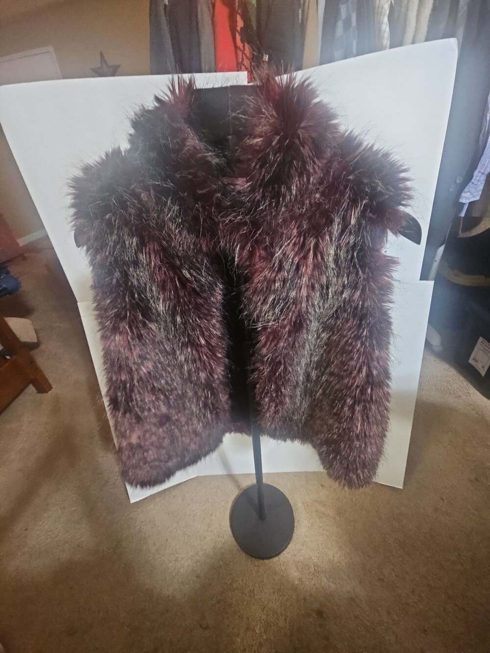 XOXO Faux Fur Vest Size S Burgundy